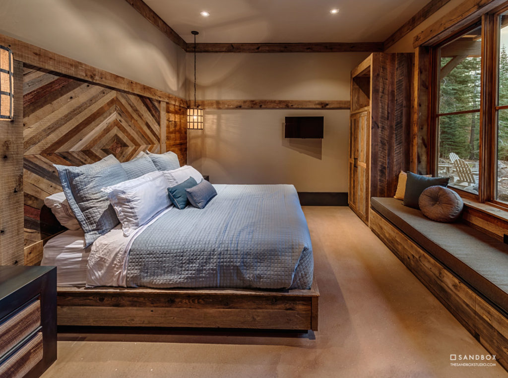 SANDBOX-MARTIS-CAMP-201-TRADITIONAL-MOUNTAIN-GUEST-BEDROOM image