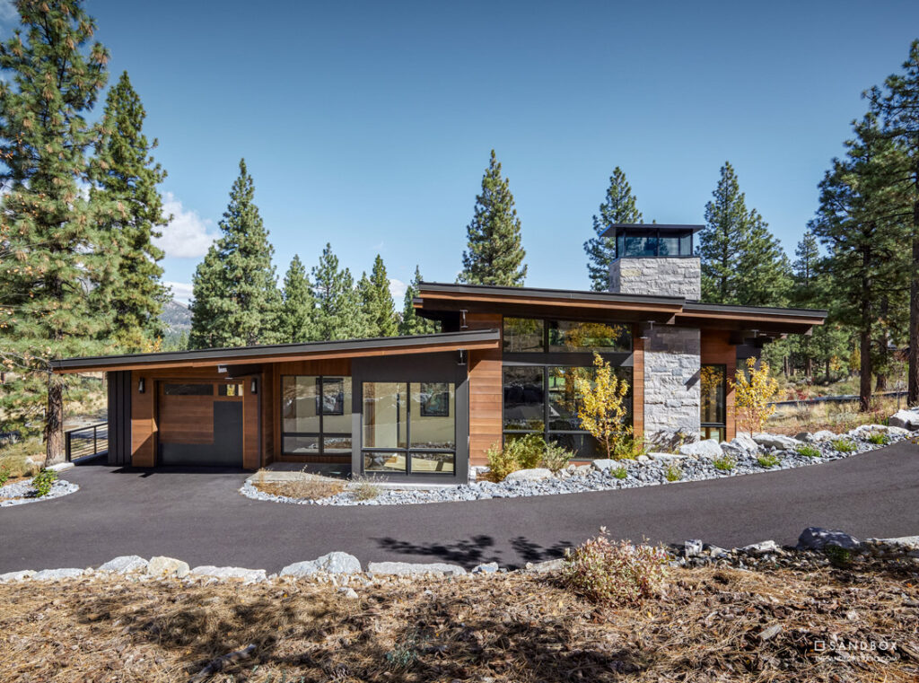 SANDBOX-CLEAR-CREEK-TAHOE-252-MOUNTAIN-MODERN-CONTEMPORARY-HOME-GUEST-HOUSE-FRONT-ENTRY-SIMPLE-SHED-FORM image