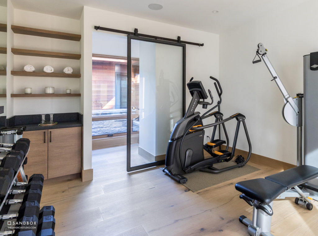 SANDBOX-CLEAR-CREEK-TAHOE-252-MOUNTAIN-MODERN-CONTEMPORARY-HOME-GYM-WORKOUT-ROOM image