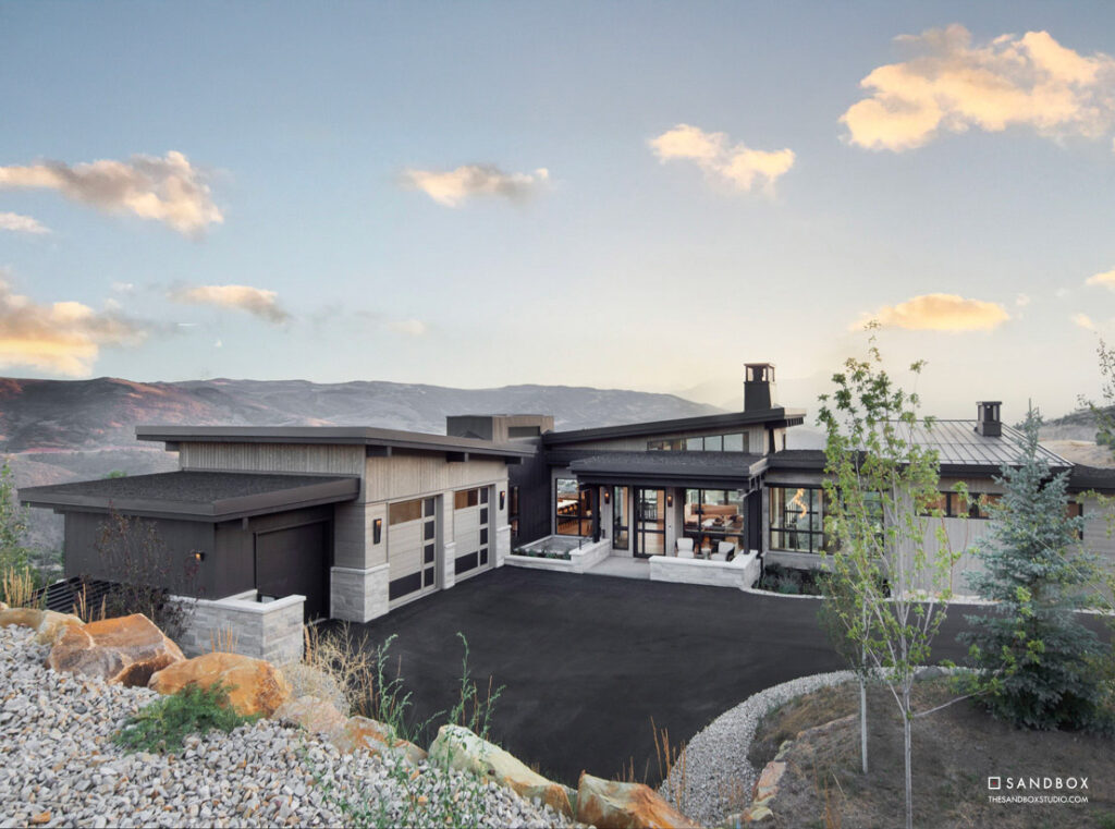 SANDBOX-PARK-CITY-TUHAYE-46-TRANSITIONAL-MOUNAIN-CUSTOM-HOME-FRONT-2 image