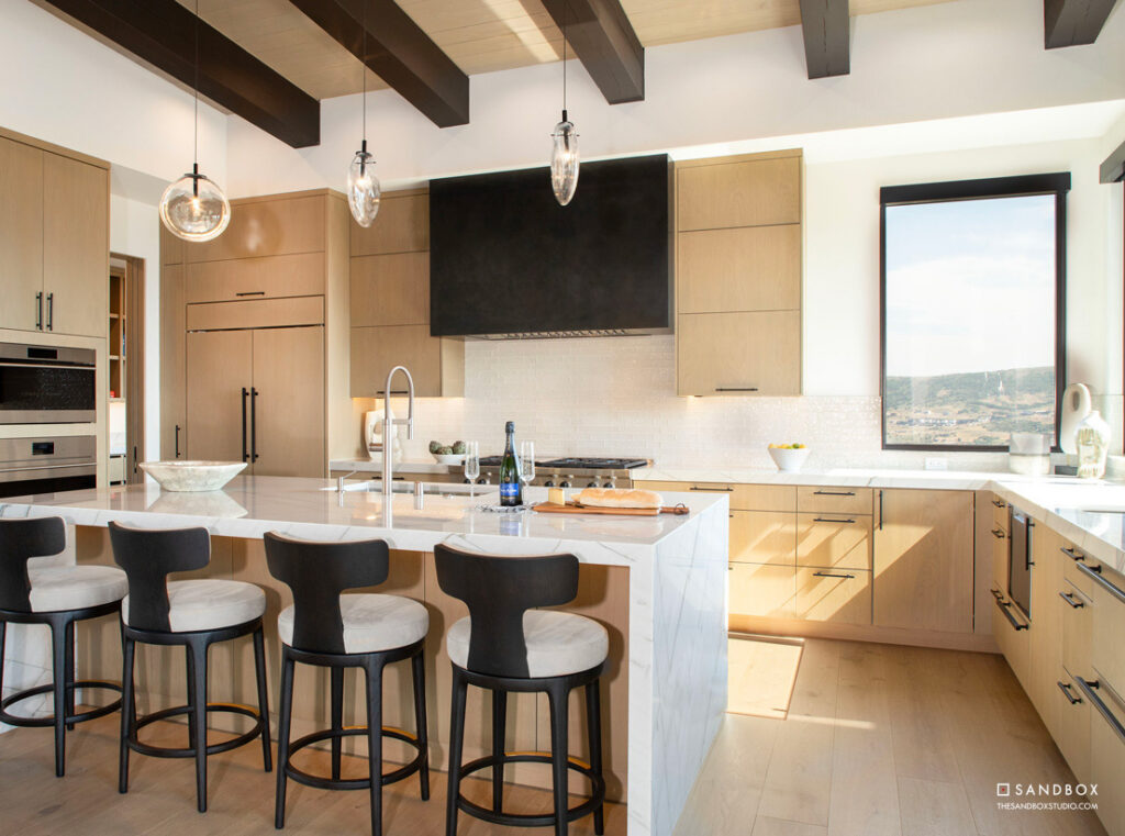 SANDBOX-PARK-CITY-TUHAYE-46-TRANSITIONAL-MOUNAIN-CUSTOM-HOME-KITCHEN-1 image