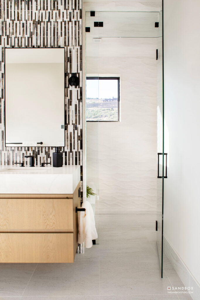 SANDBOX-PARK-CITY-TUHAYE-46-TRANSITIONAL-MOUNAIN-CUSTOM-HOME-PRIMARY-BATH image