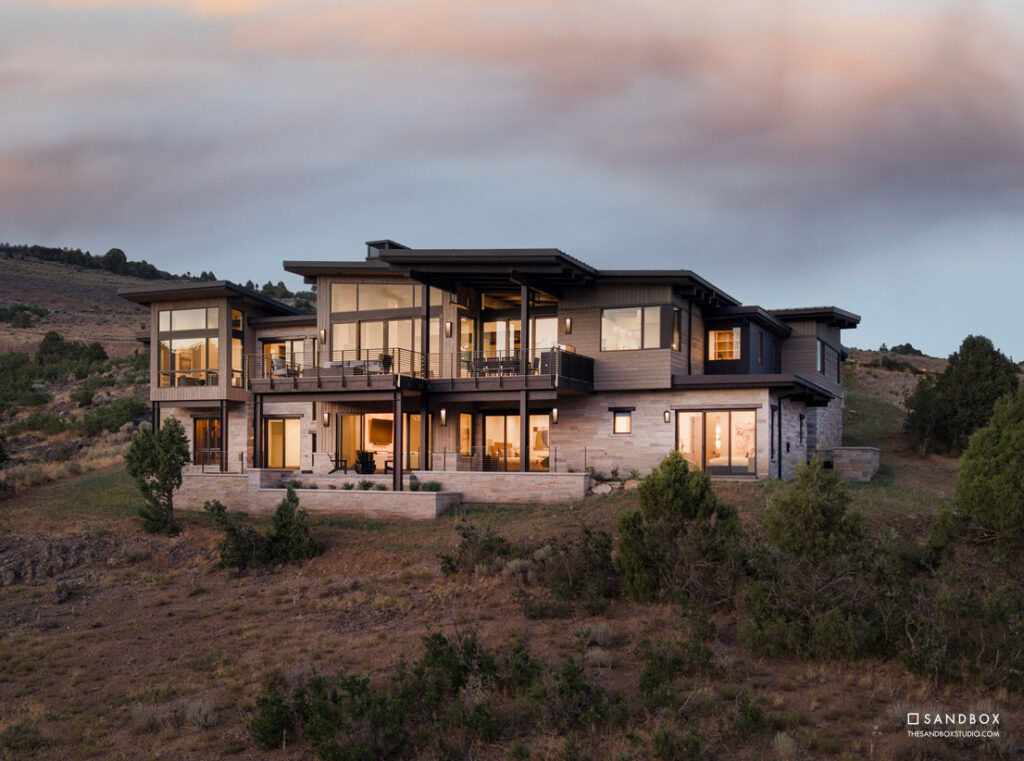 SANDBOX-PARK-CITY-TUHAYE-46-TRANSITIONAL-MOUNAIN-CUSTOM-HOME-REAR-1 image